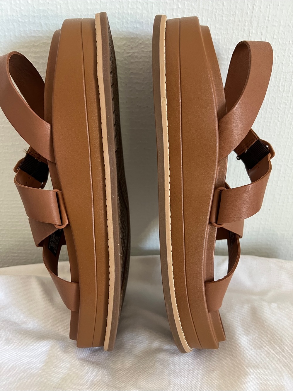 Chaco Townes Midform sandals, tan/brown strappy sandal, platform sandal - Picture 4 of 11